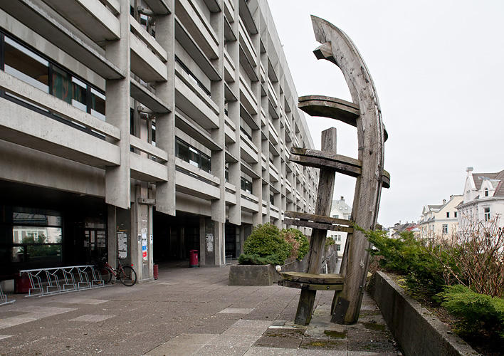 John Audun Hauge: Utvikling I, 1983-84.