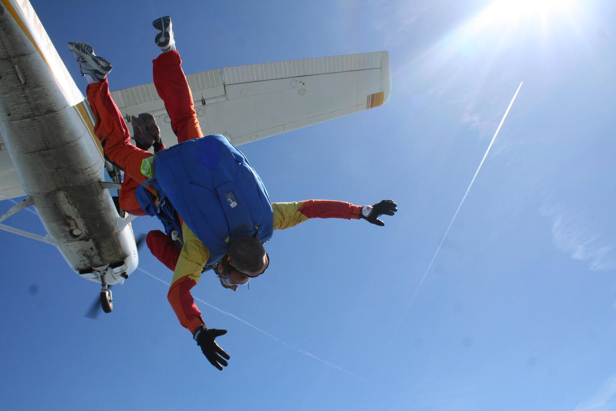 Fallskjermhoppere er impulsive og spenningssøkende.