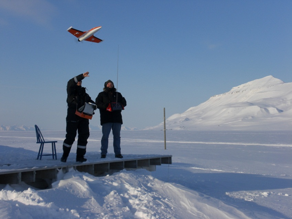 Operation of the SUMO system on Svalbard