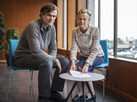 Kjersti Fløttum from University of Bergen and Endre Tvinnereim from Uni Research Rokkan are co-authors of an article published in Nature Climate Change on 1 June 2015.