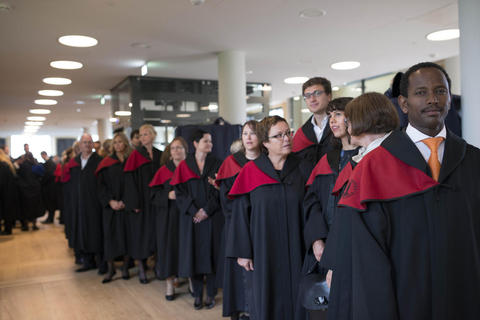 PhD candidates before the promotion service