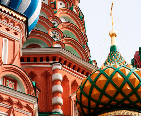 fargerike kupler fra Kreml