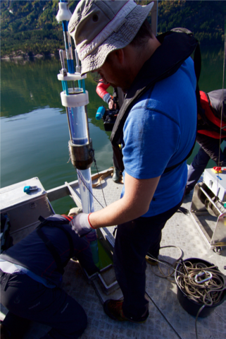 Eivind Støren collecting sediments from Lake Sandvinsvatnet, Odda