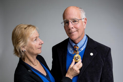 EMINENT SERVICE: Professor Michael Fellows and his wife Frances Rosamond, who is a researcher at UiB. 