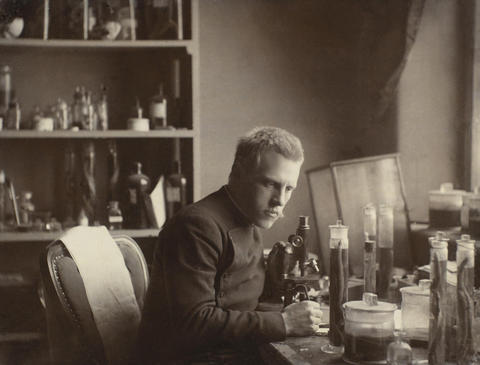 Fritjof Nansen på sitt labotorium på Bergen Museum
