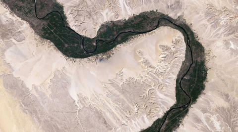 Bend in the River Nile north of Lake Nasser.