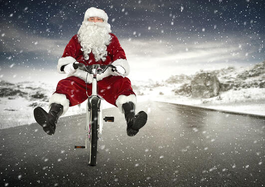 Julenissen på sykkel