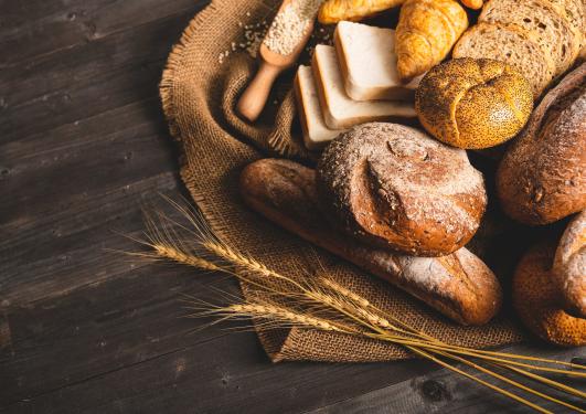 Bilde som viser ulike brødtyper