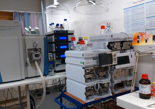 The image shows the set up of the LC-MC from Thermo Fisher Scientific instrument in the lab