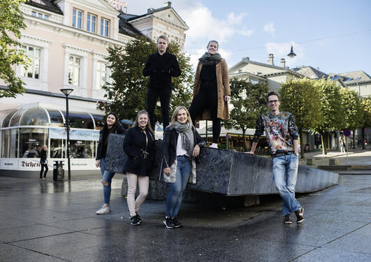 Studenter på den blå steinen