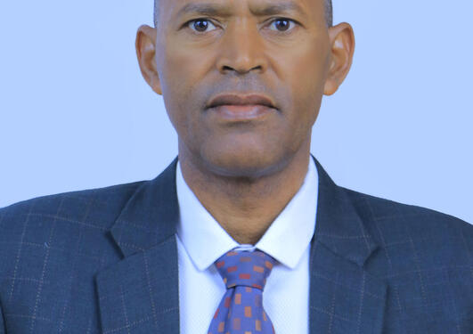 Portrettforo Wodimagegn Paulos Kumma