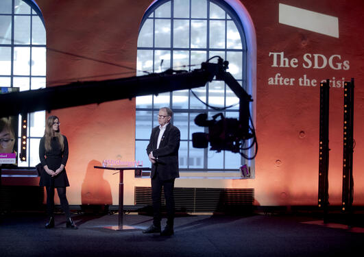 Amund Maage (right) and Giulia Testa speaking at a session during the 2021 SDG Conference Bergen.