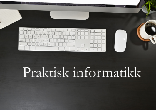 Tastatur, datamus og kaffekopp på et skrivebord