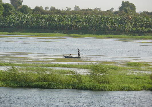 Fiskere på Nilen. Flere av programpostene dreier seg om elven.