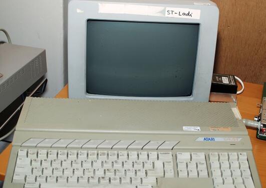 Datamaskin fra 1988