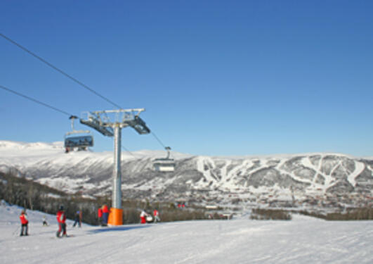 Scenic view over the snow-covered mountains in the Geilo area.