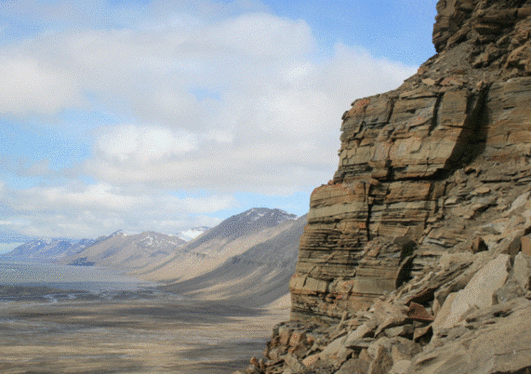 Eocene shallow-marine deposits, Spitsbergen. Photo: W. Helland-Hansen