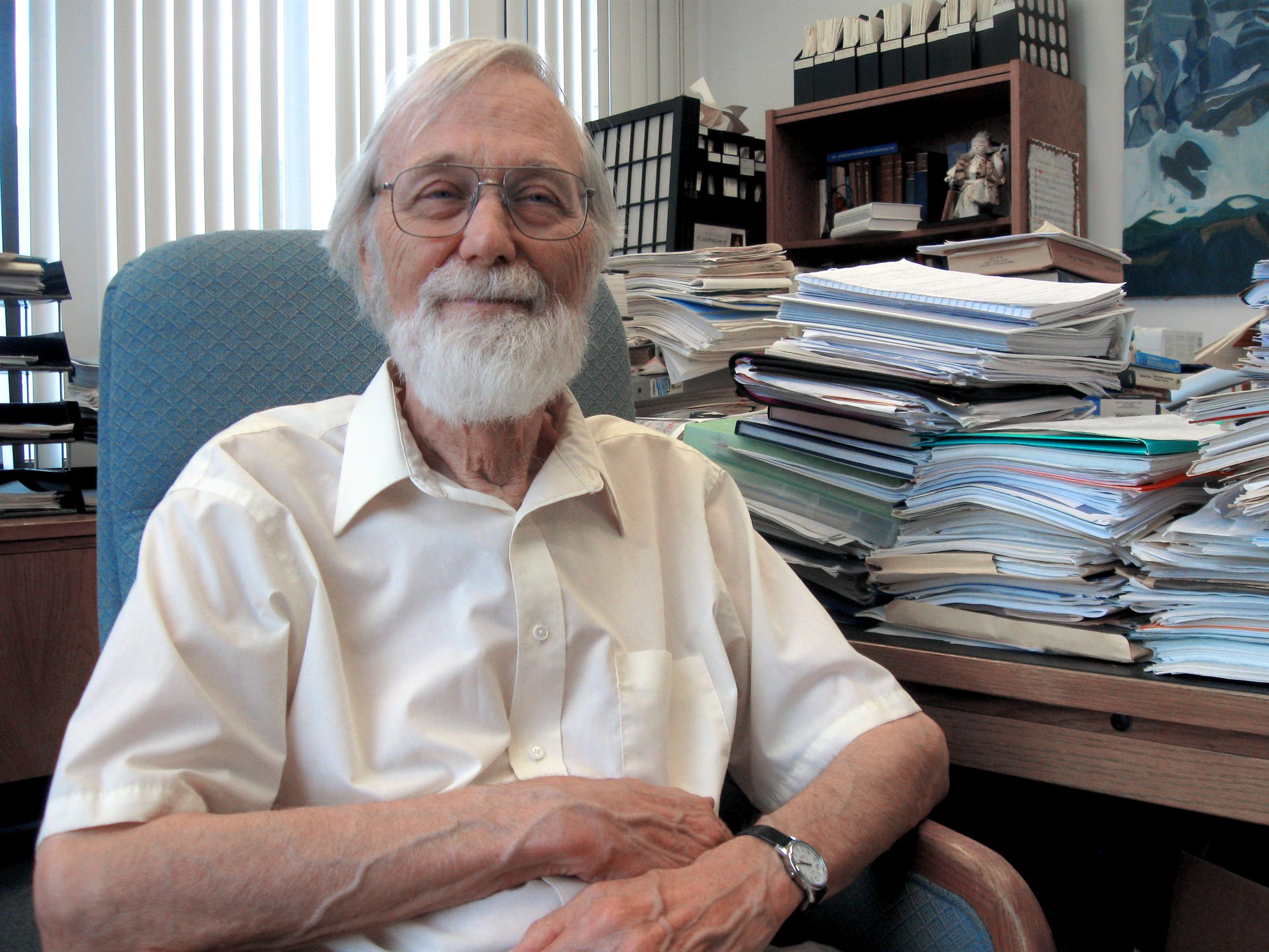 Abelprisvinneren John W. Milnor til Bergen Matematisk institutt